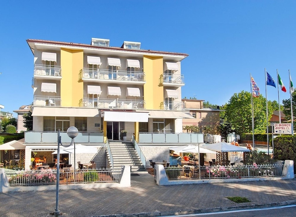 hotel st moritz