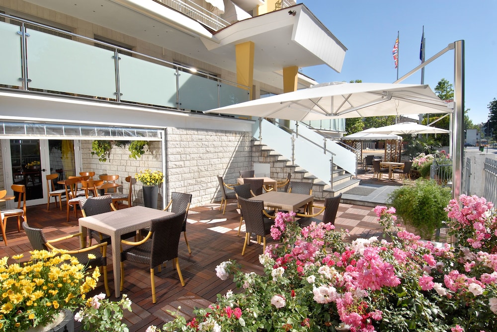 hotel st moritz