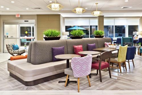 home2 suites by hilton birmingham colonnade