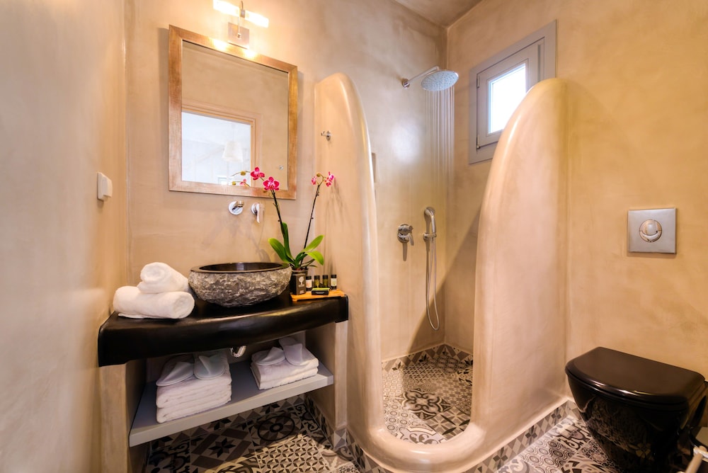 white harmony suites