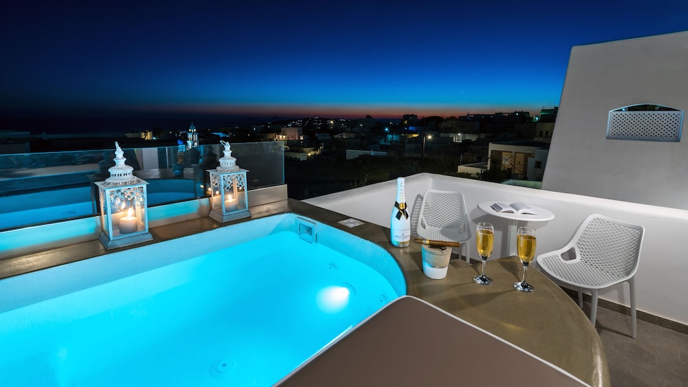 white harmony suites