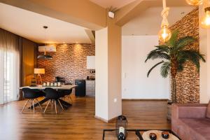 superior one luxury apartments