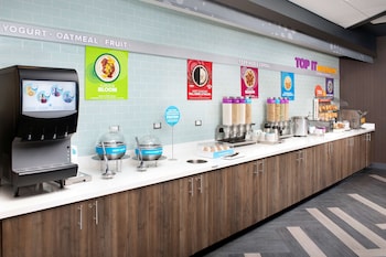 tru by hilton san antonio downtown riverwalk