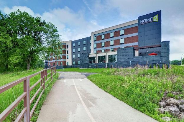 home2 suites by hilton rochester mayo clinic area