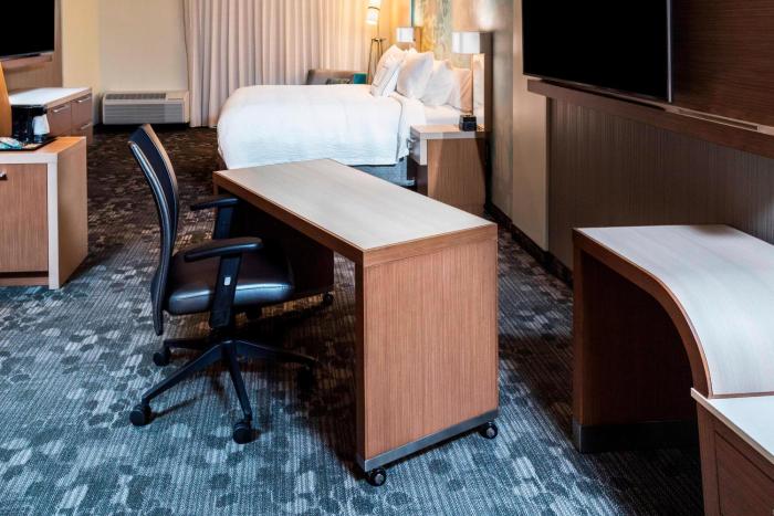 courtyard by marriott tampa northwest veterans expressway