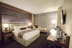 texas aandm hotel and conference center