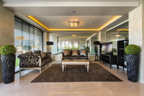 oniros residences