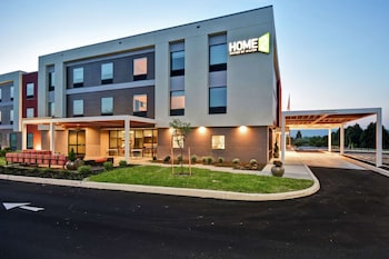 home2 suites by hilton mechanicsburg