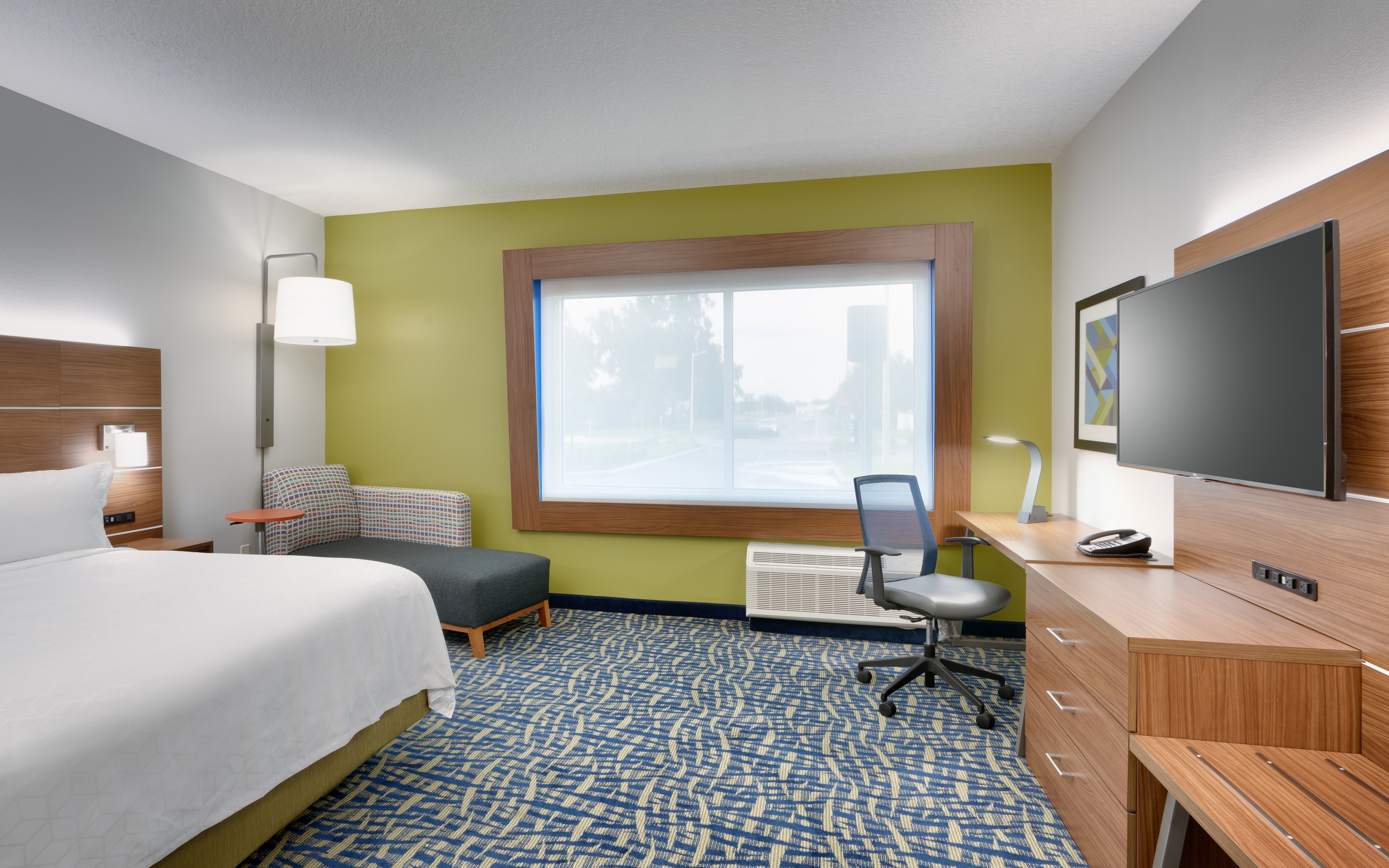 holiday inn express and suites gainesville i 75 an ihg hotel
