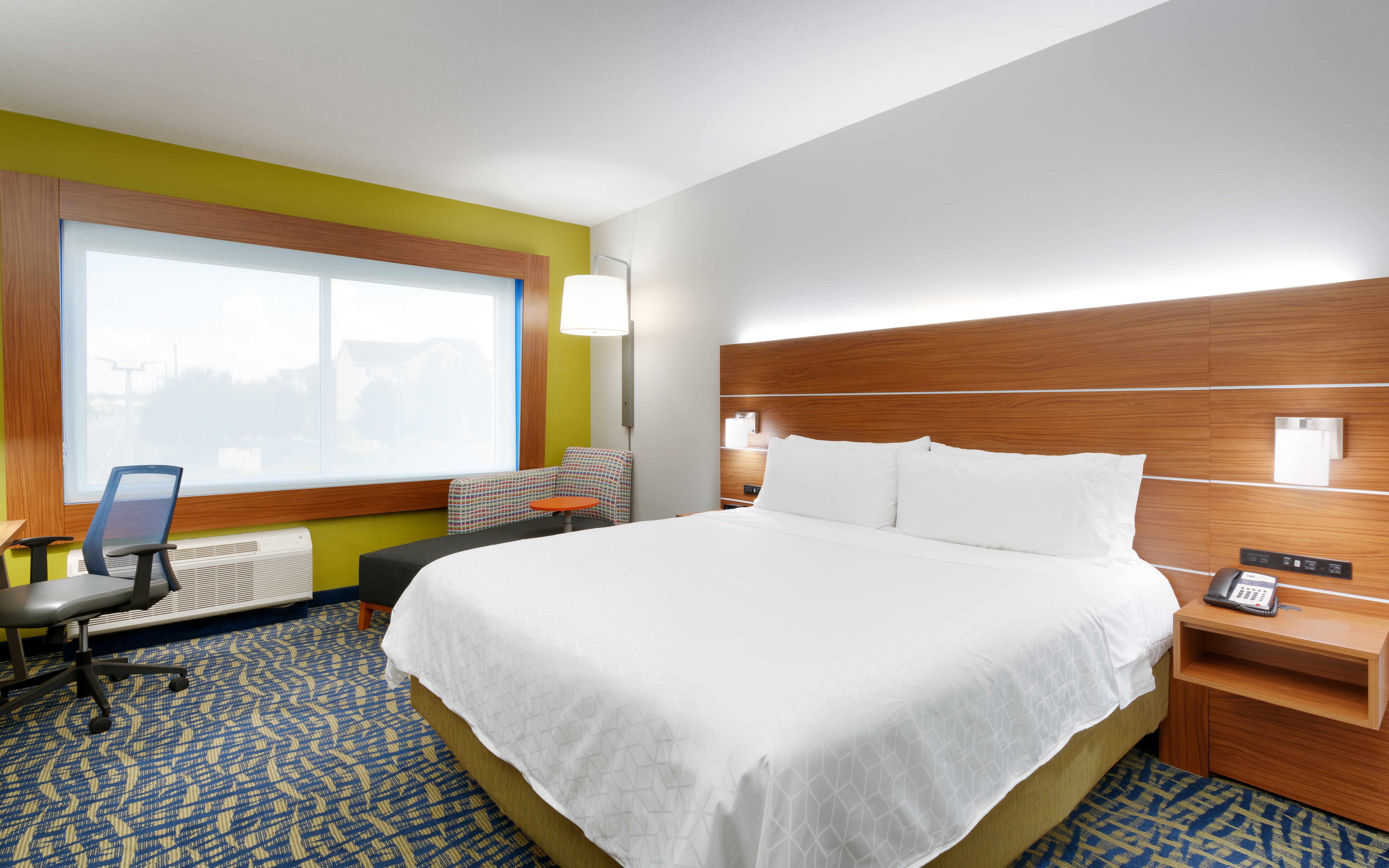 holiday inn express and suites gainesville i 75 an ihg hotel