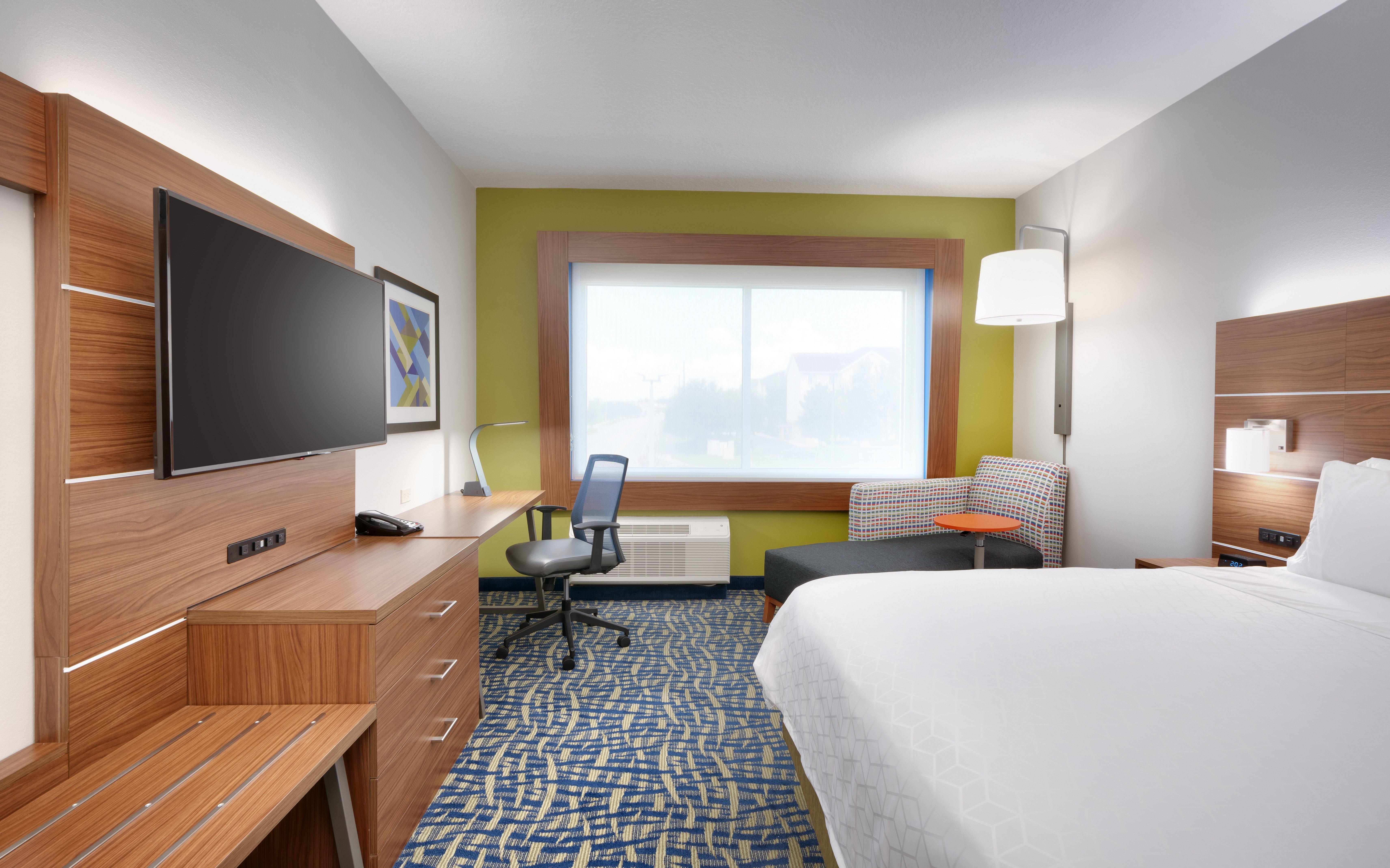 holiday inn express and suites gainesville i 75 an ihg hotel
