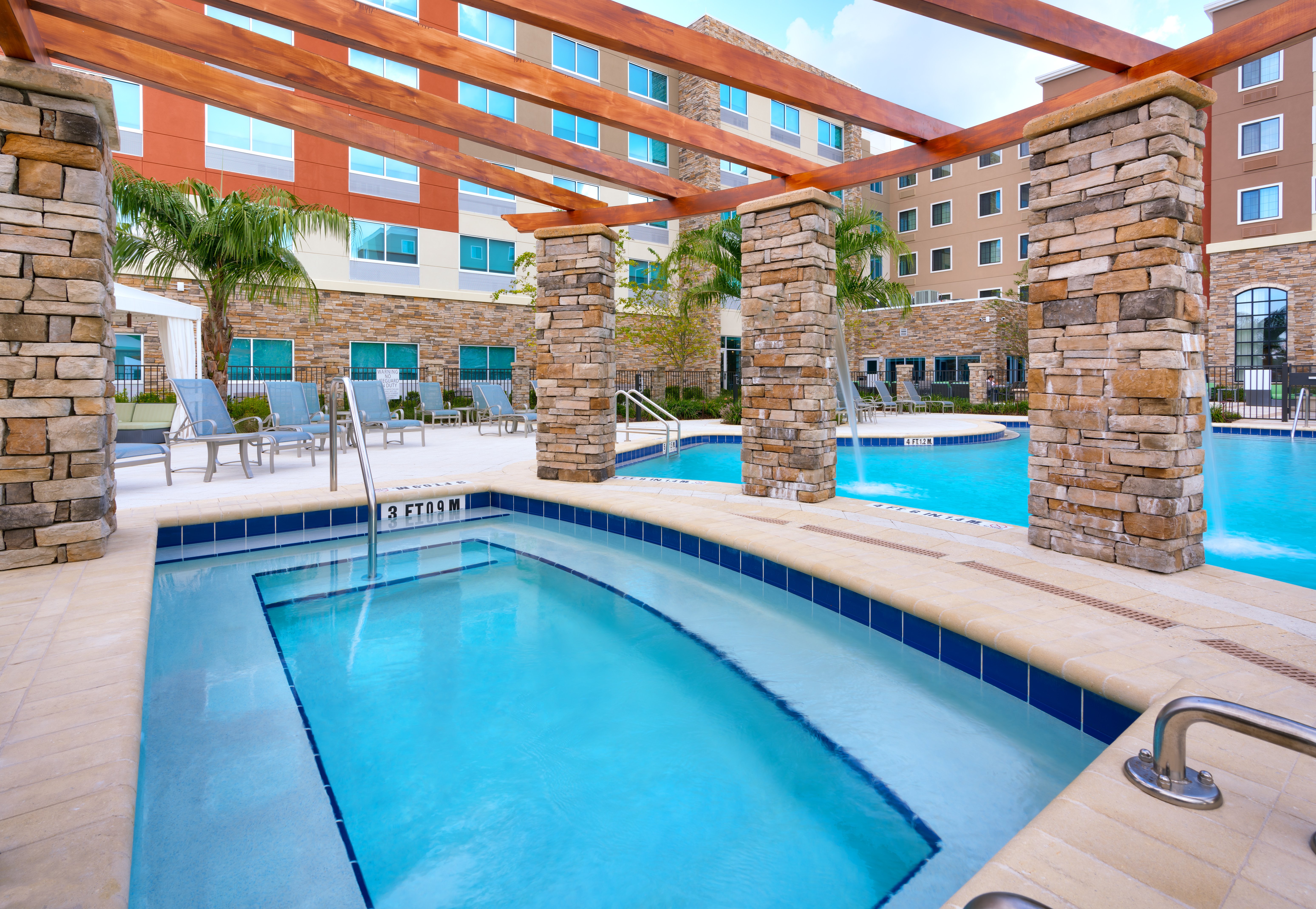 holiday inn express and suites gainesville i 75 an ihg hotel