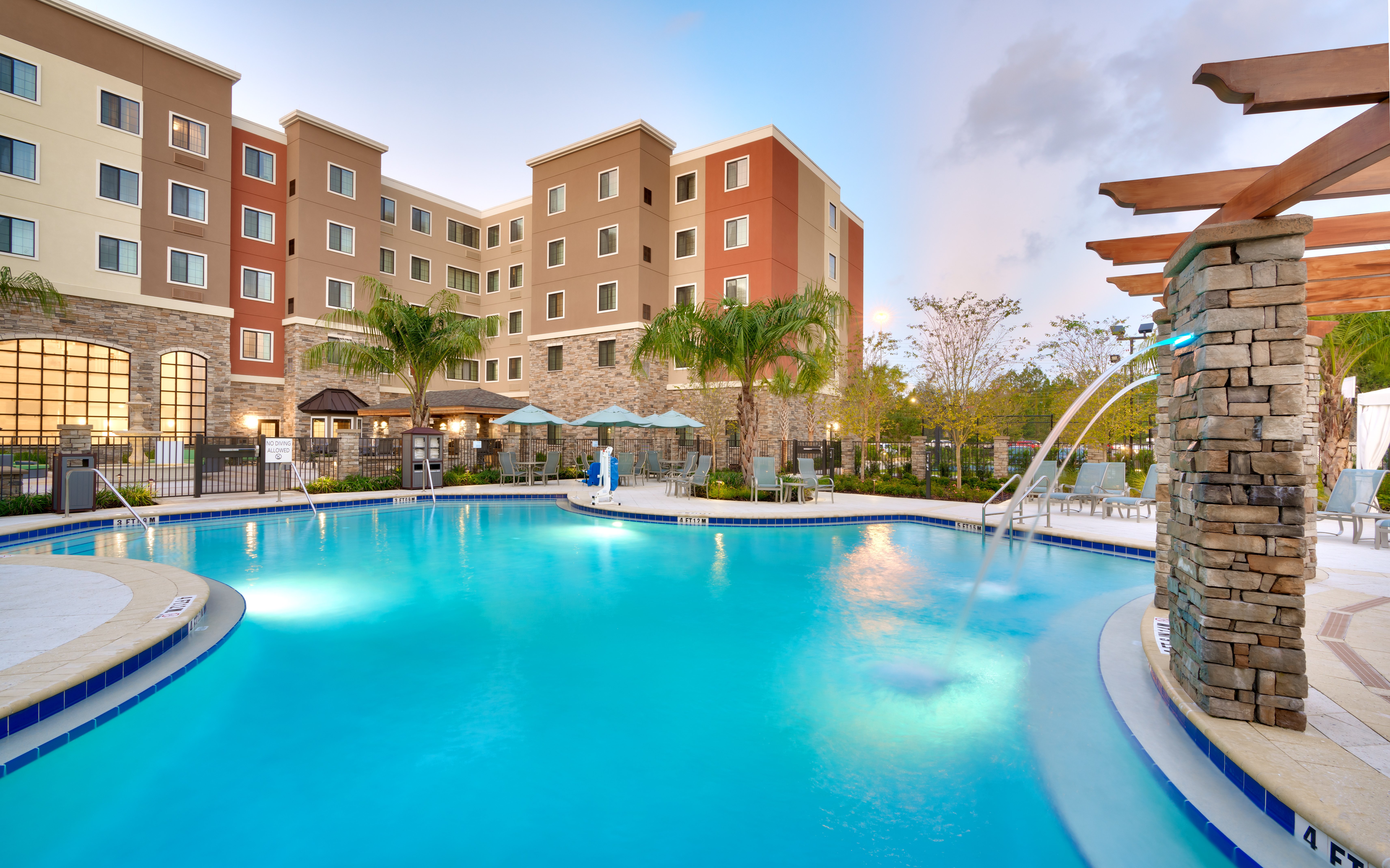 holiday inn express and suites gainesville i 75 an ihg hotel