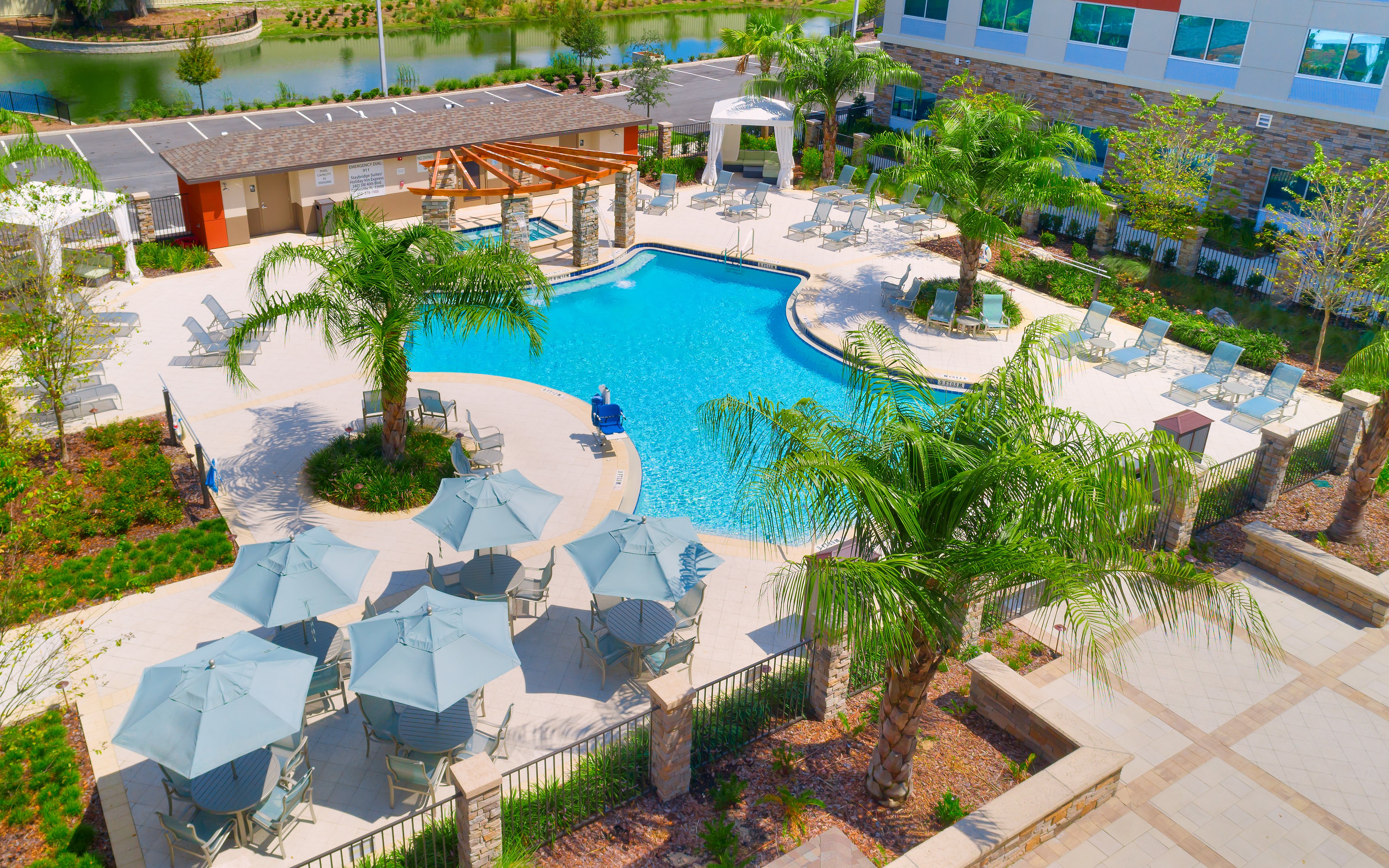 holiday inn express and suites gainesville i 75 an ihg hotel