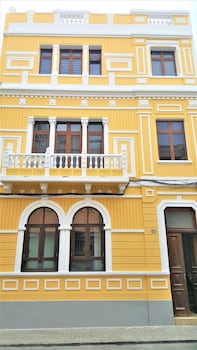 los canaritos guest house