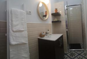 los canaritos guest house