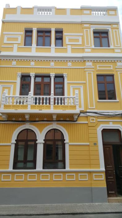 los canaritos guest house