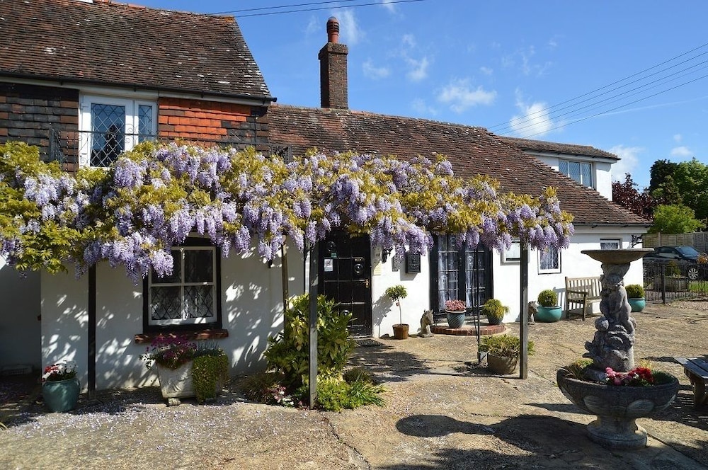 the olde forge hotel