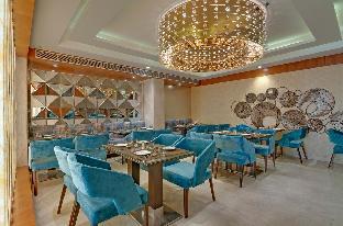 beacon hotel nirman vihar