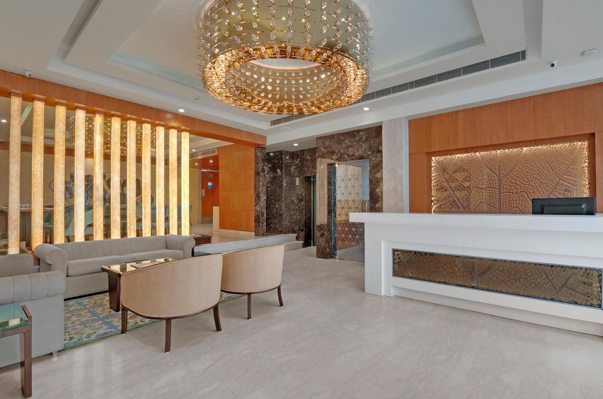 beacon hotel nirman vihar