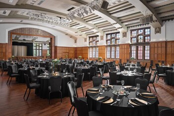 the union club hotel at purdue university autograph collection