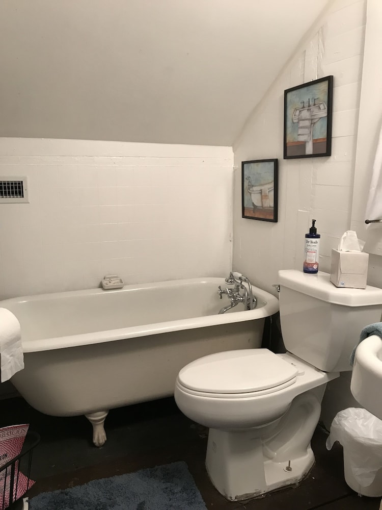 riverboat bed and breakfast