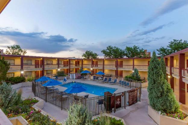 best western plus clocktower inn