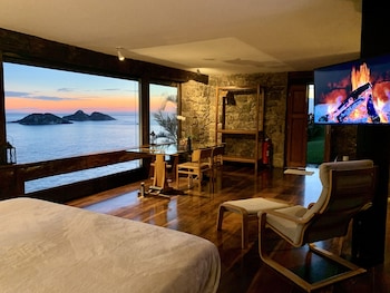 cliffside boutique hotel and spa