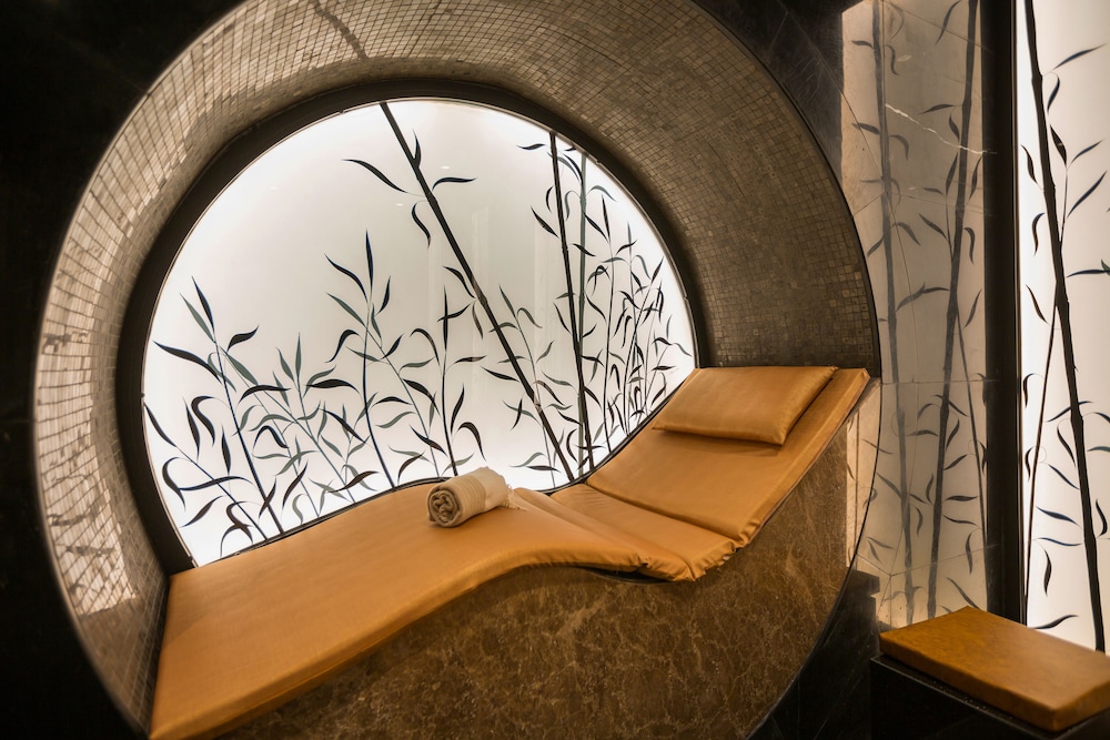 movenpick hotel du lac tunis