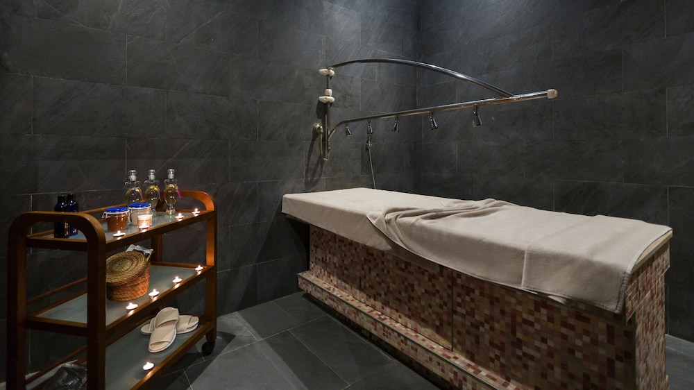 movenpick hotel du lac tunis
