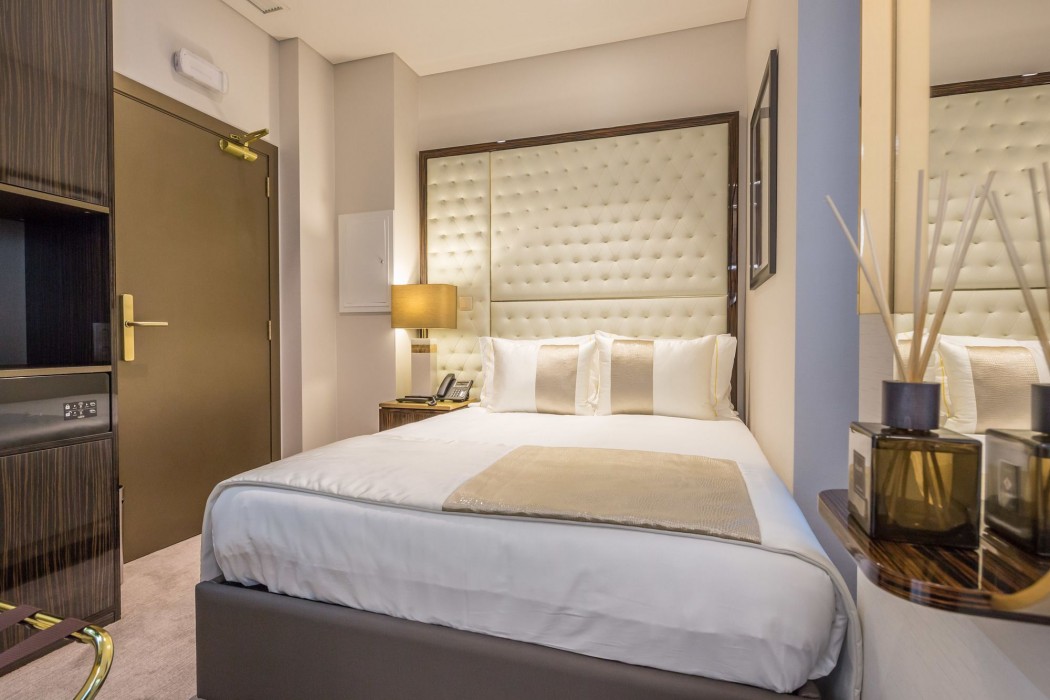 meraprime gold design hotel