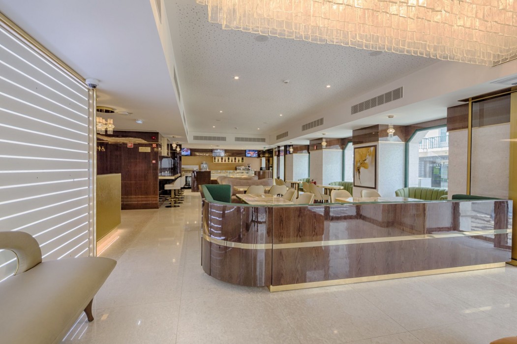 meraprime gold design hotel