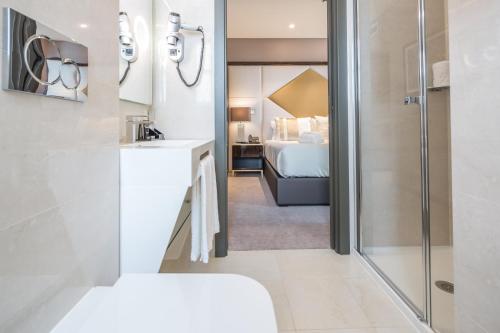 meraprime gold design hotel