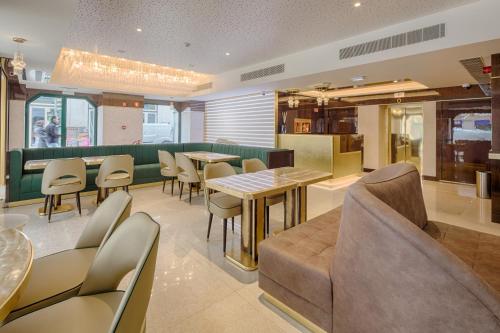 meraprime gold design hotel