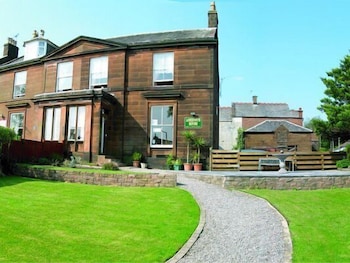 dumfries villa