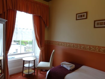 dumfries villa