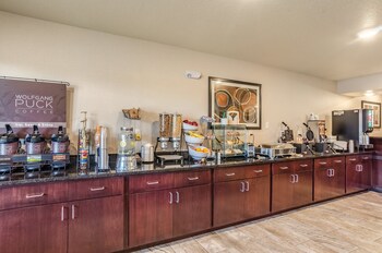 cobblestone inn and suites bridgeport