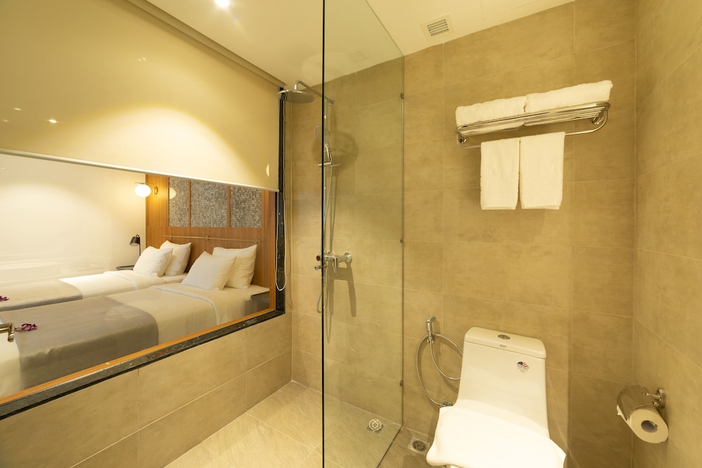 majestic premium hotel