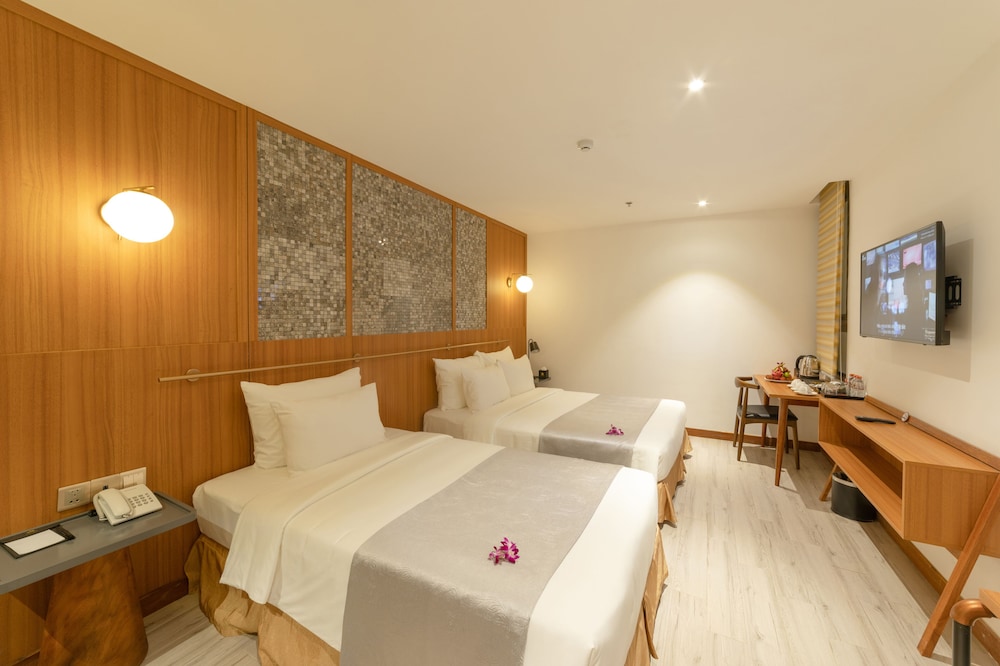 majestic premium hotel