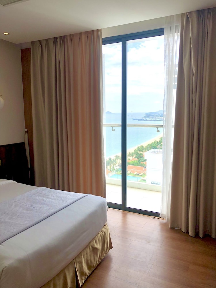 majestic premium hotel