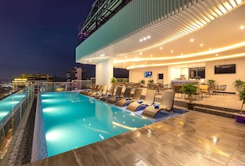 majestic premium hotel