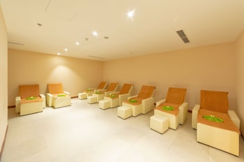 majestic premium hotel