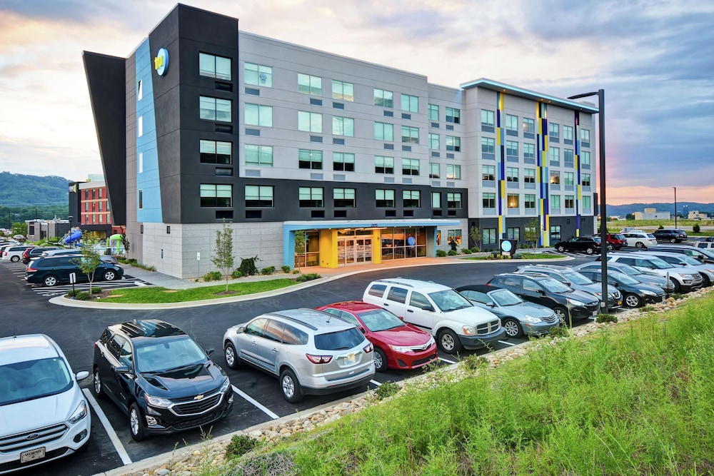 tru by hilton pigeon forge tn