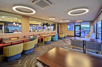 tru by hilton pigeon forge tn