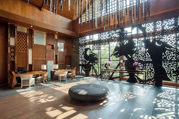 pullman ciawi vimala hills resort