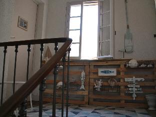 une chambre en ville