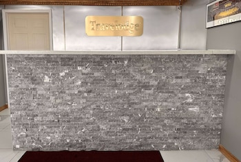 travelodge by wyndham bloomington