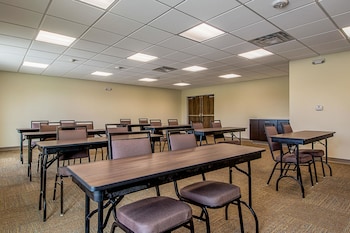 sleep inn geismar gonzales