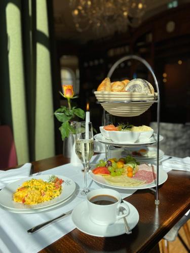 moments boutique hotel