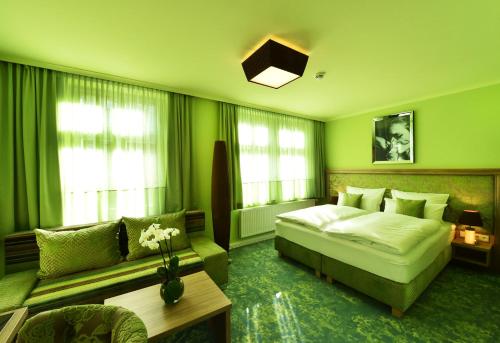 moments boutique hotel